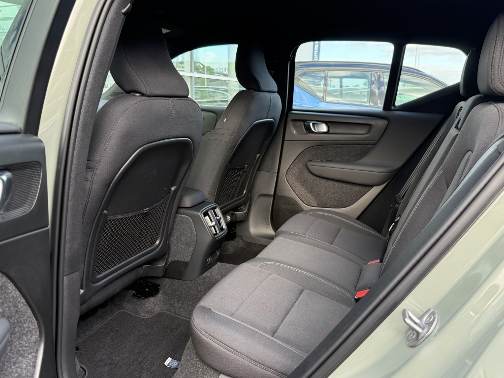 Volvo Ex40