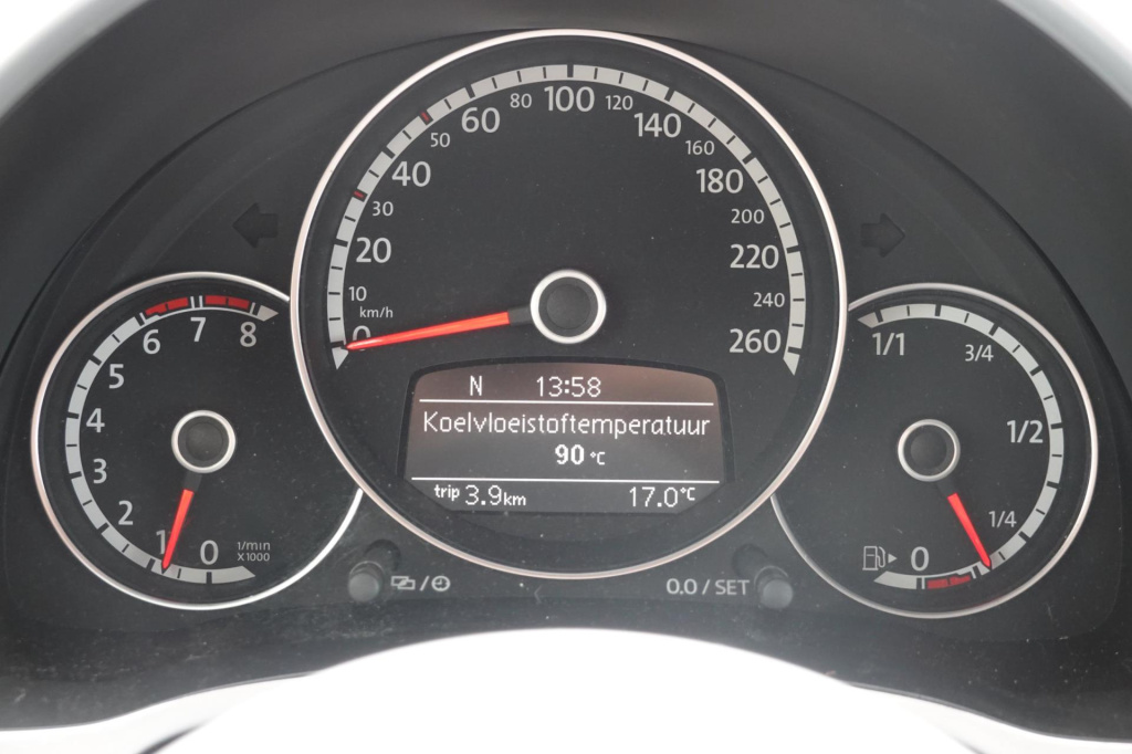 Volkswagen New Beetle