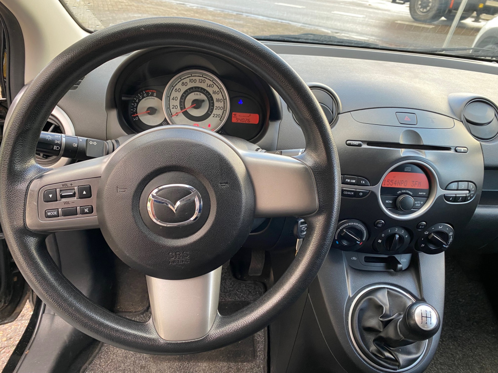 Mazda 2