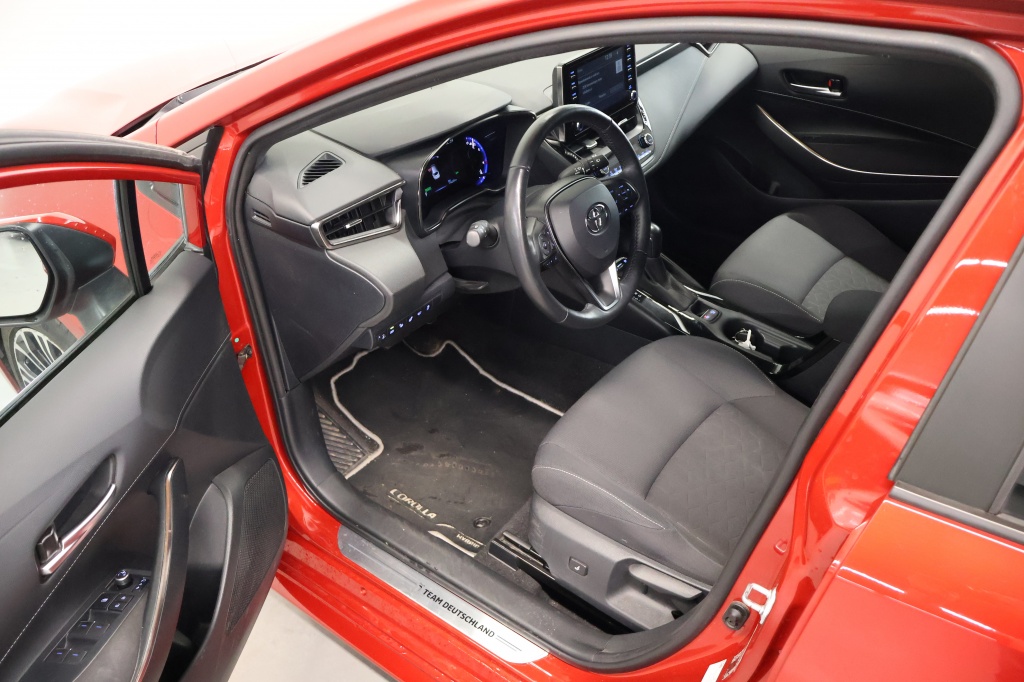 Toyota Corolla Touring Sports