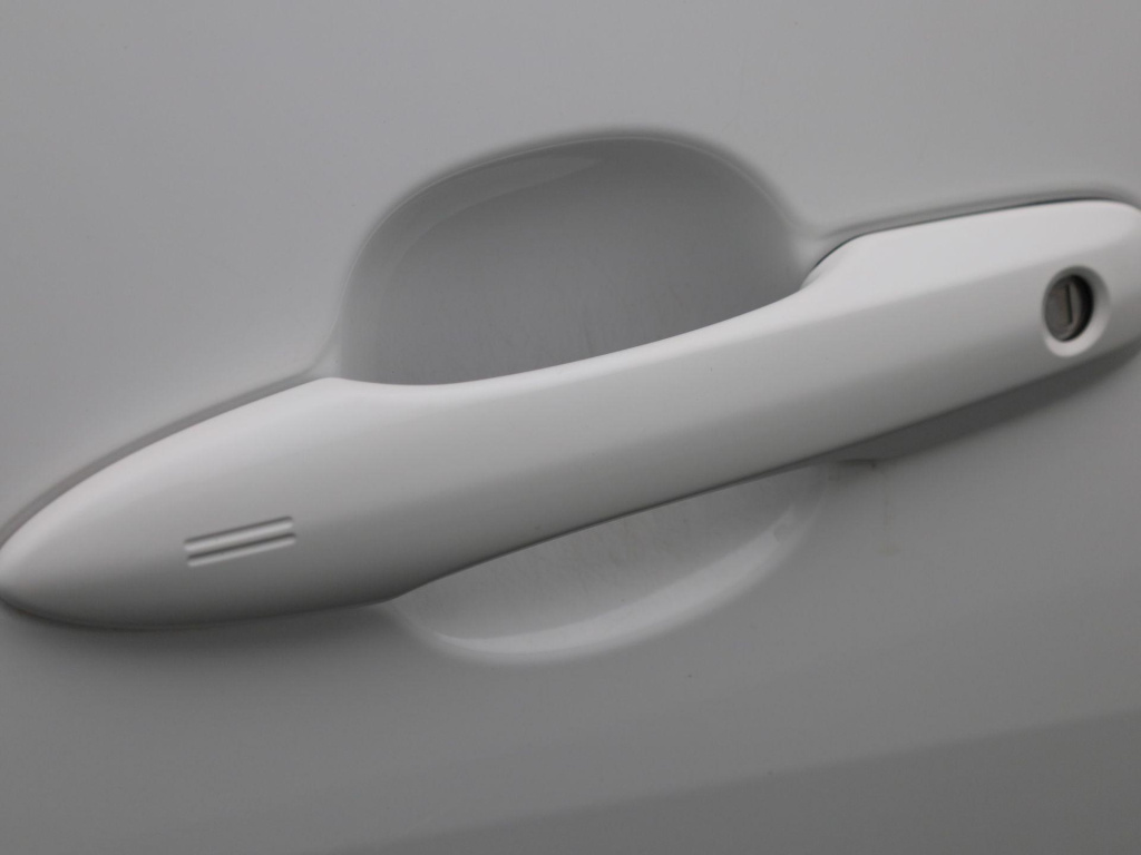 Mazda 2 Hybrid