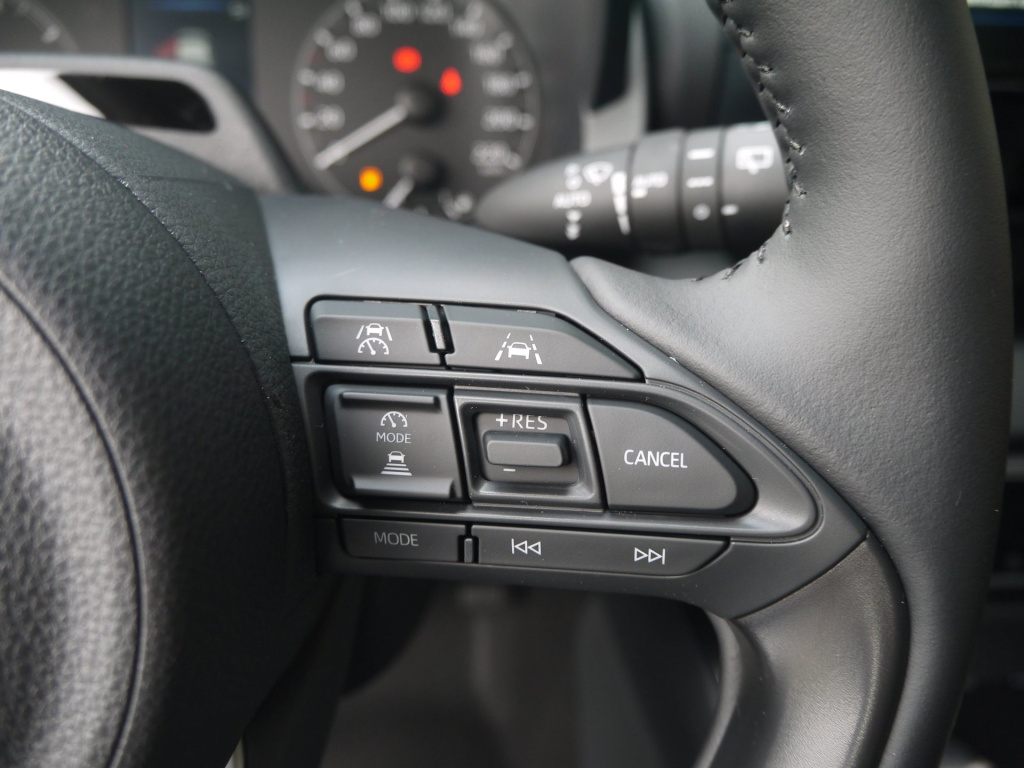 Mazda 2 Hybrid