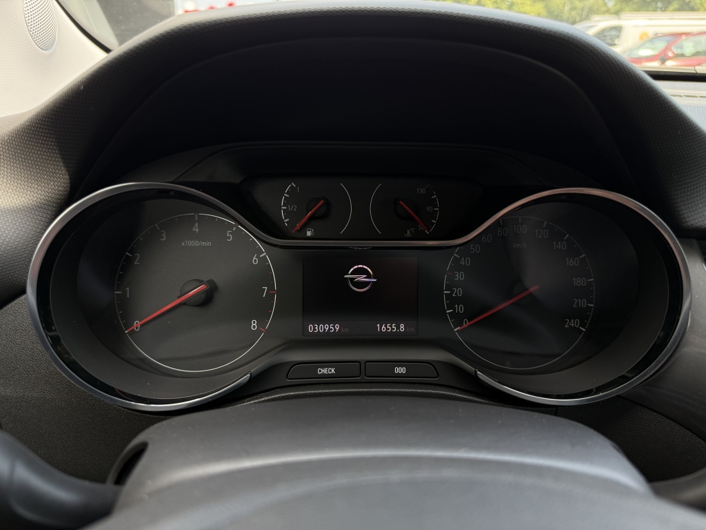 Opel Crossland X