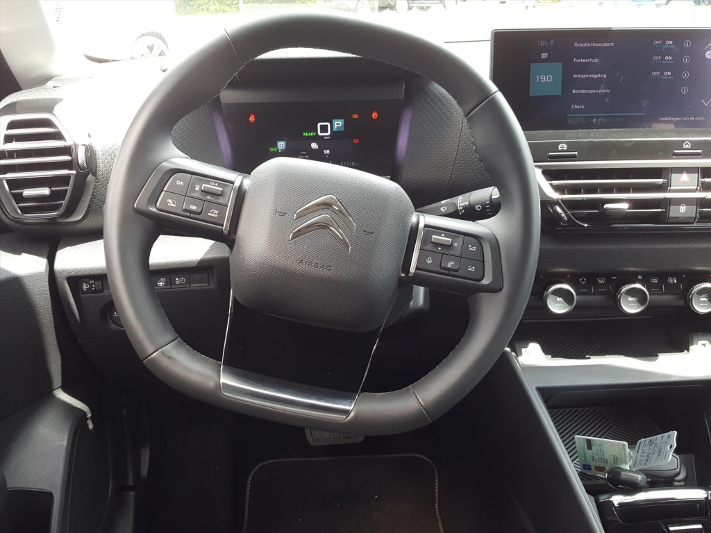Citroen Ë-c4