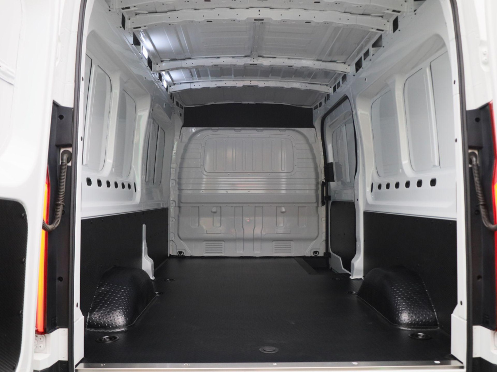 Maxus Edeliver9