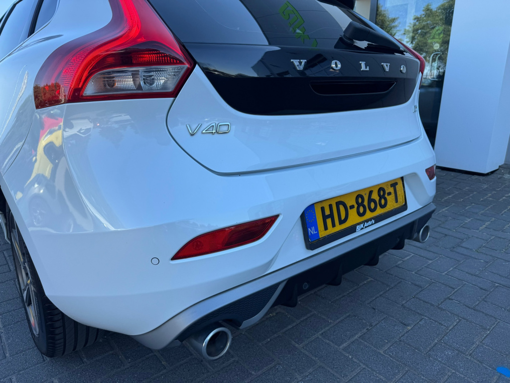 Volvo V40