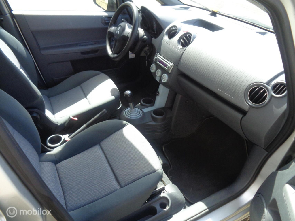 Mitsubishi Colt
