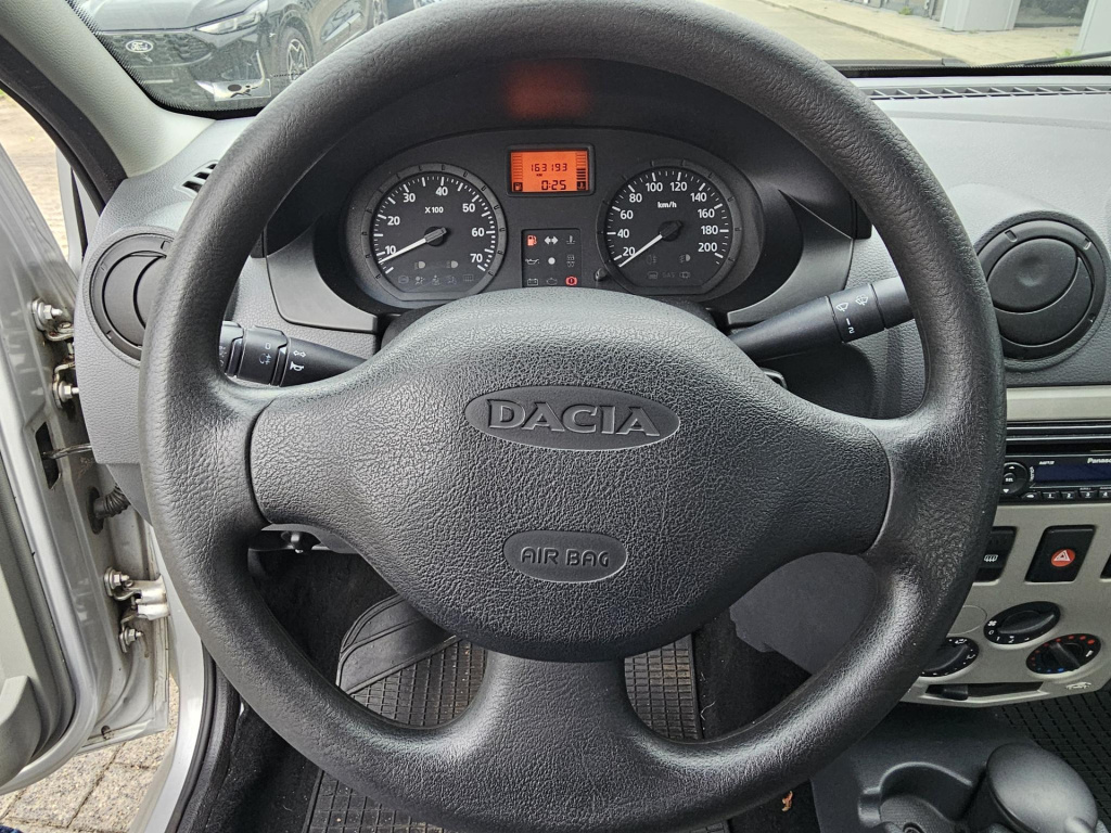 Dacia Logan