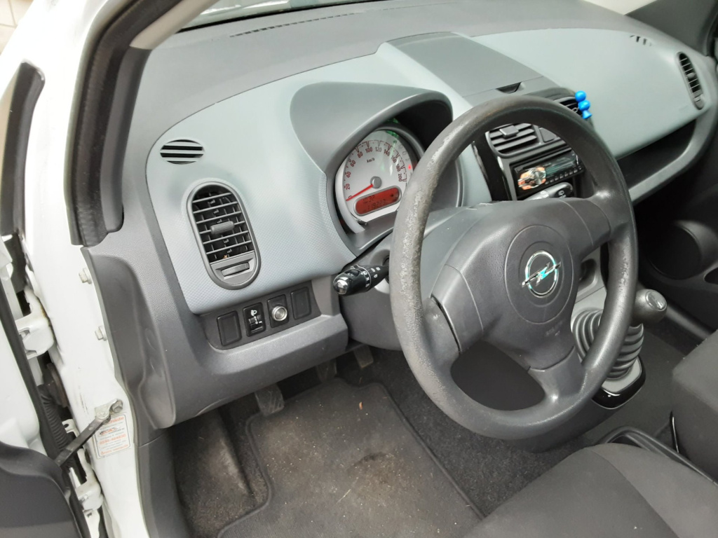 Opel Agila