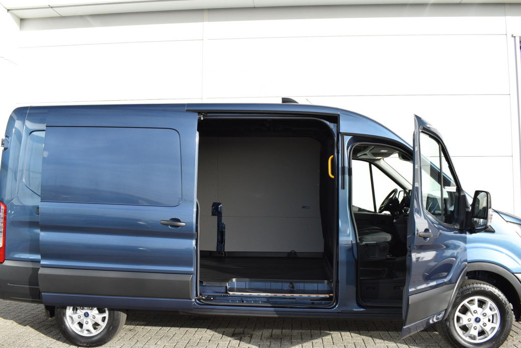 Ford E-transit