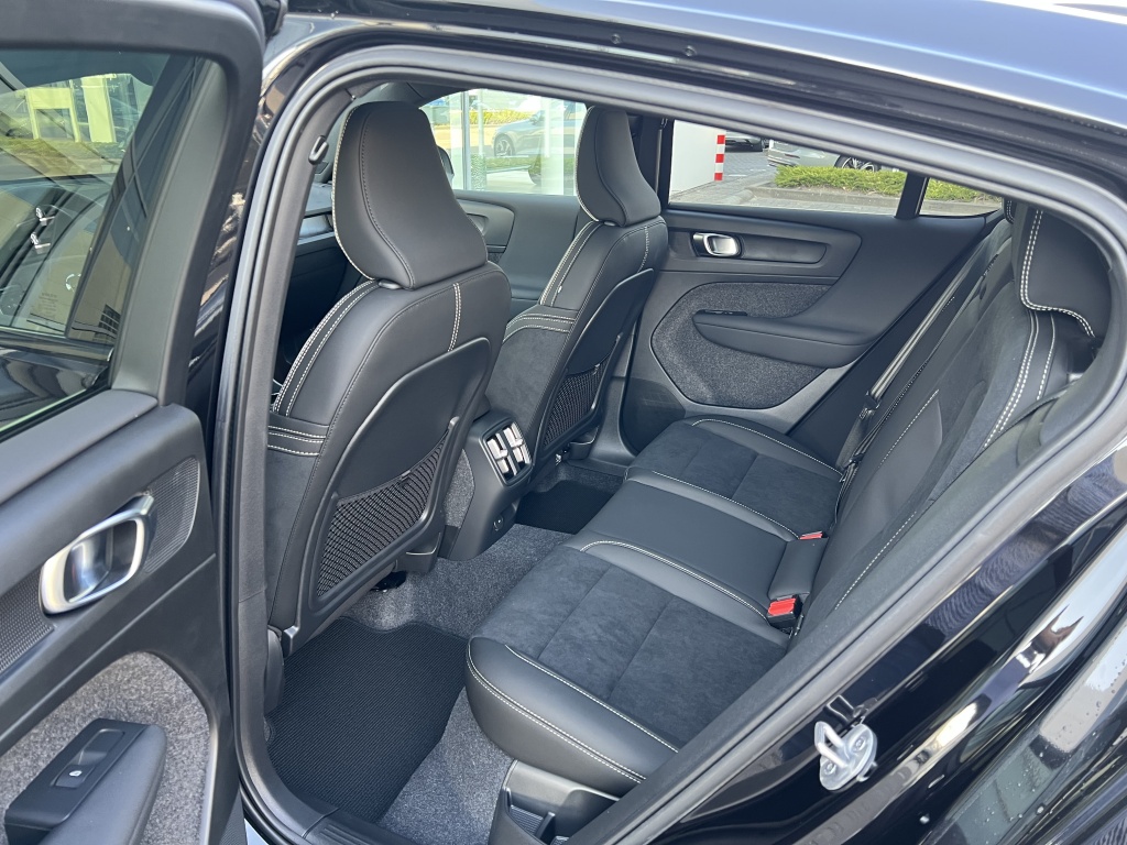 Volvo C40