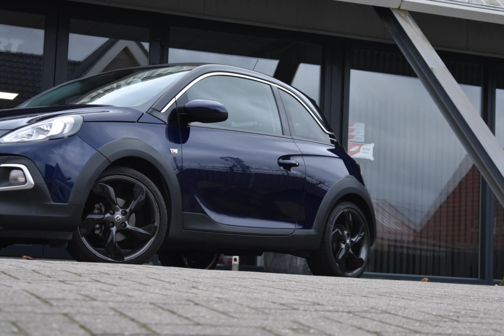 Opel Adam