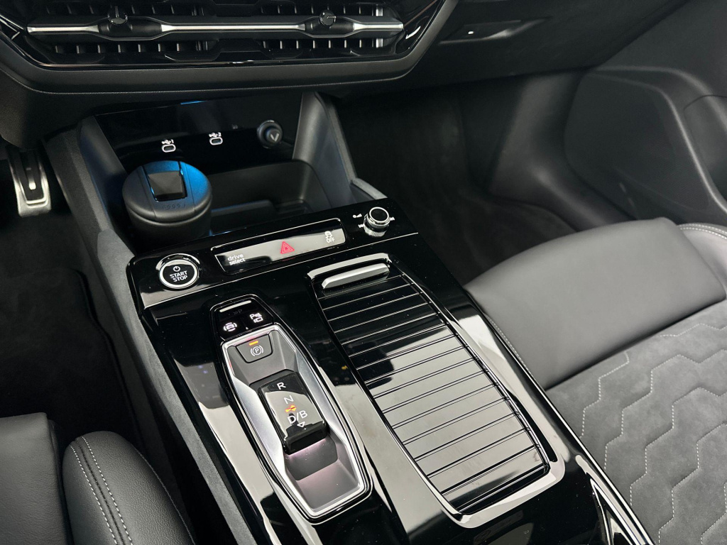 Audi A6 Avant E-tron