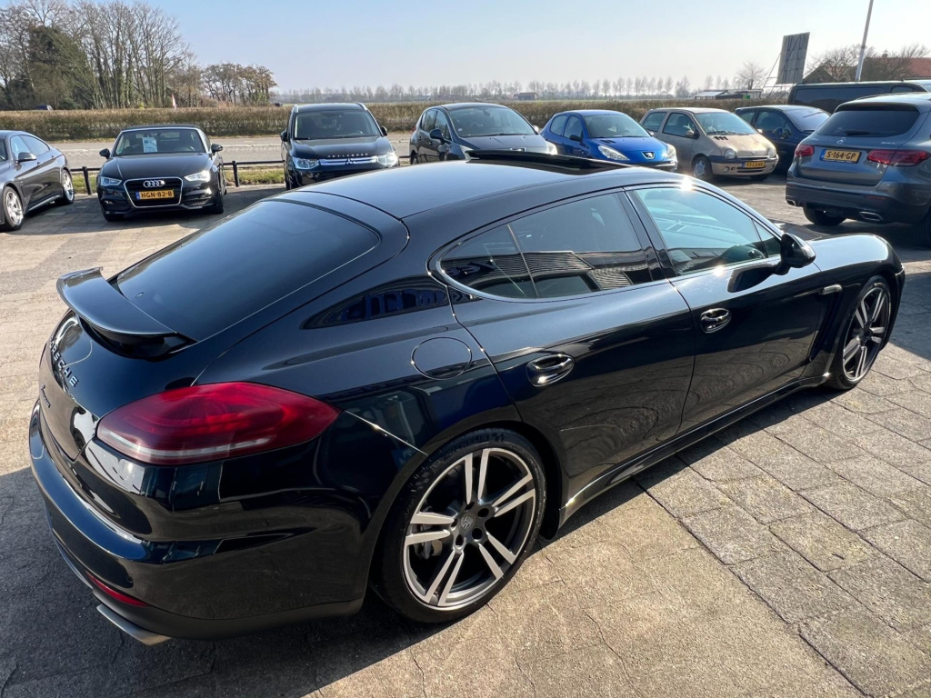 Porsche Panamera