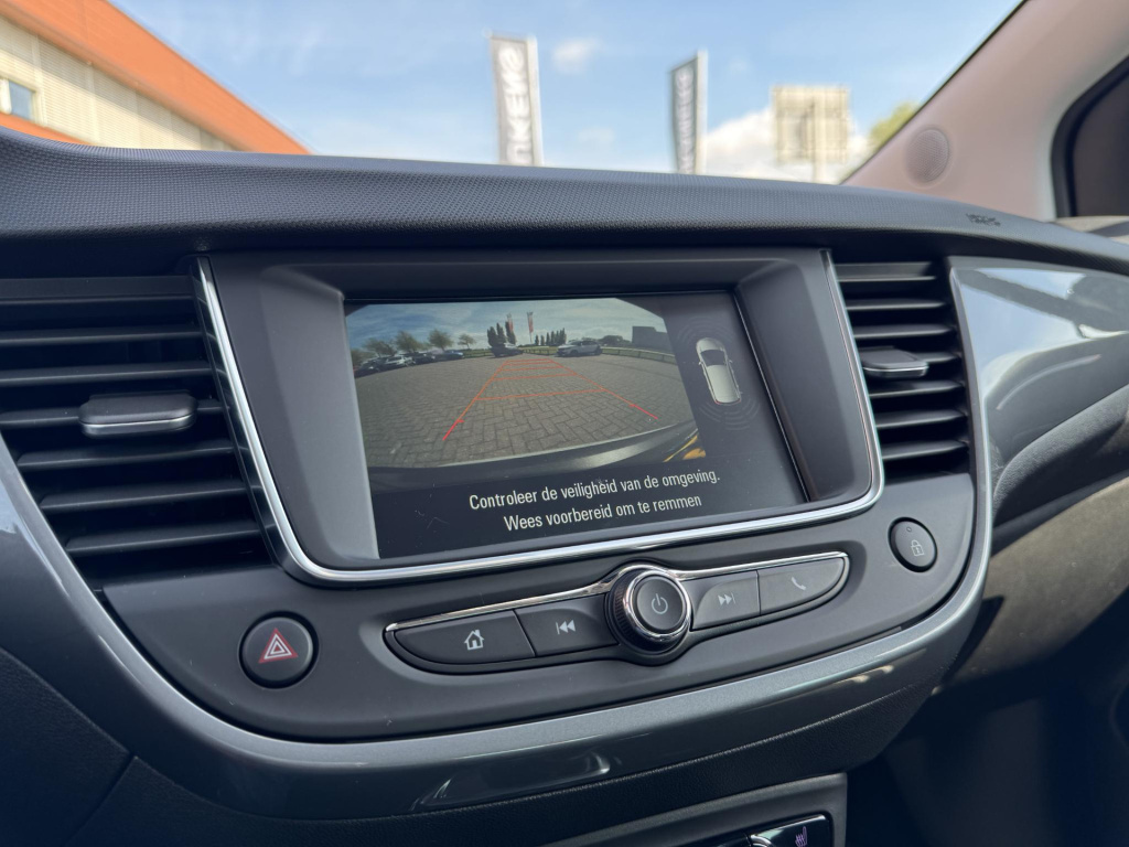 Opel Crossland X