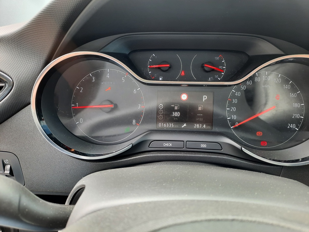 Opel Crossland X