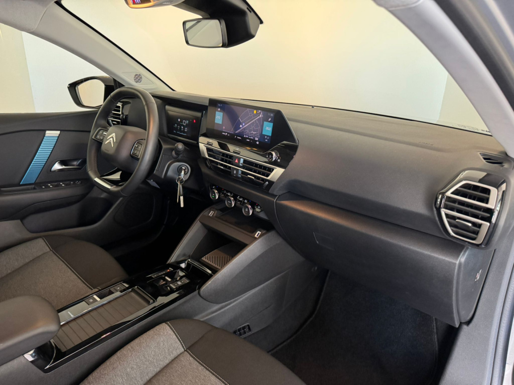Citroen Ë-c4