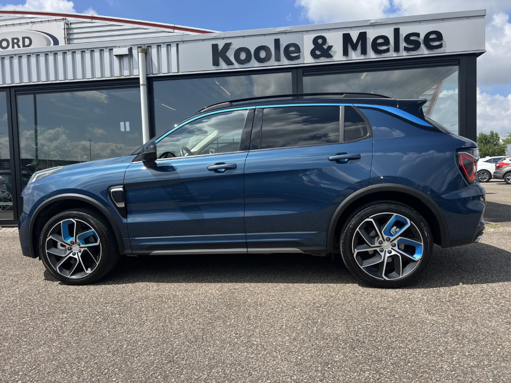Lynk & Co 01