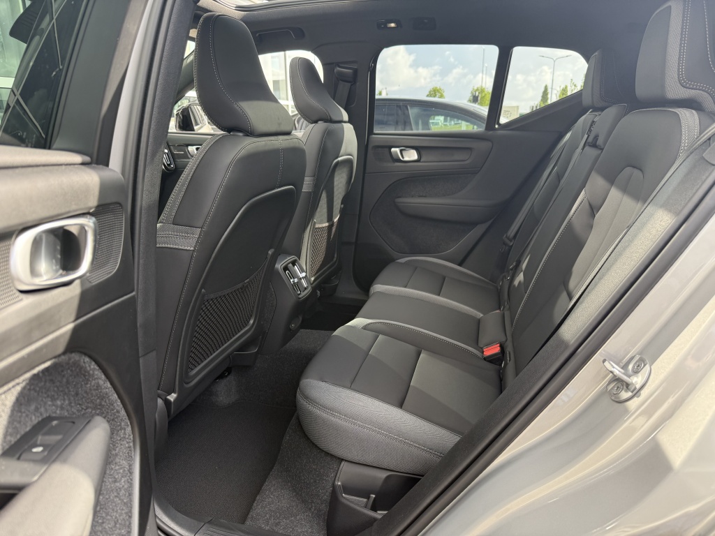 Volvo Ex40