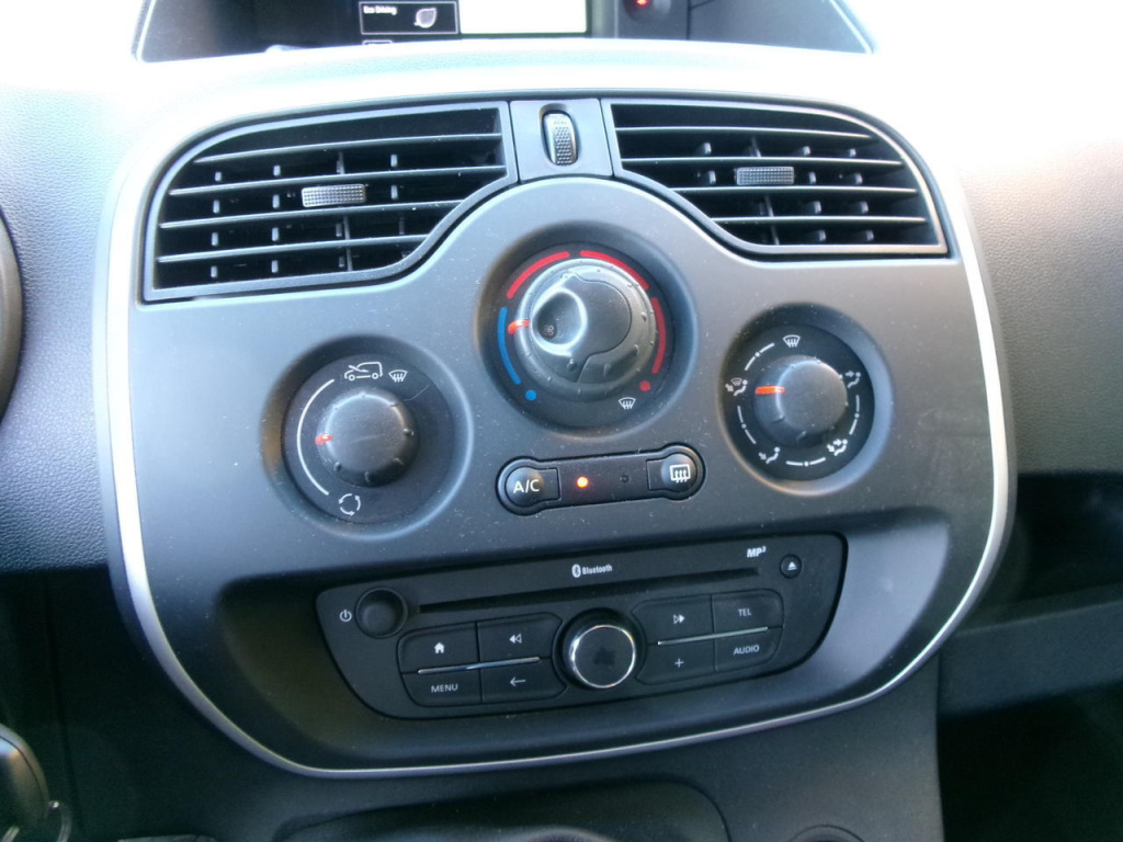 Nissan Nv250