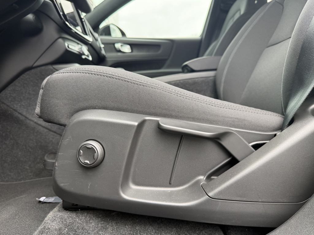 Volvo Ex40