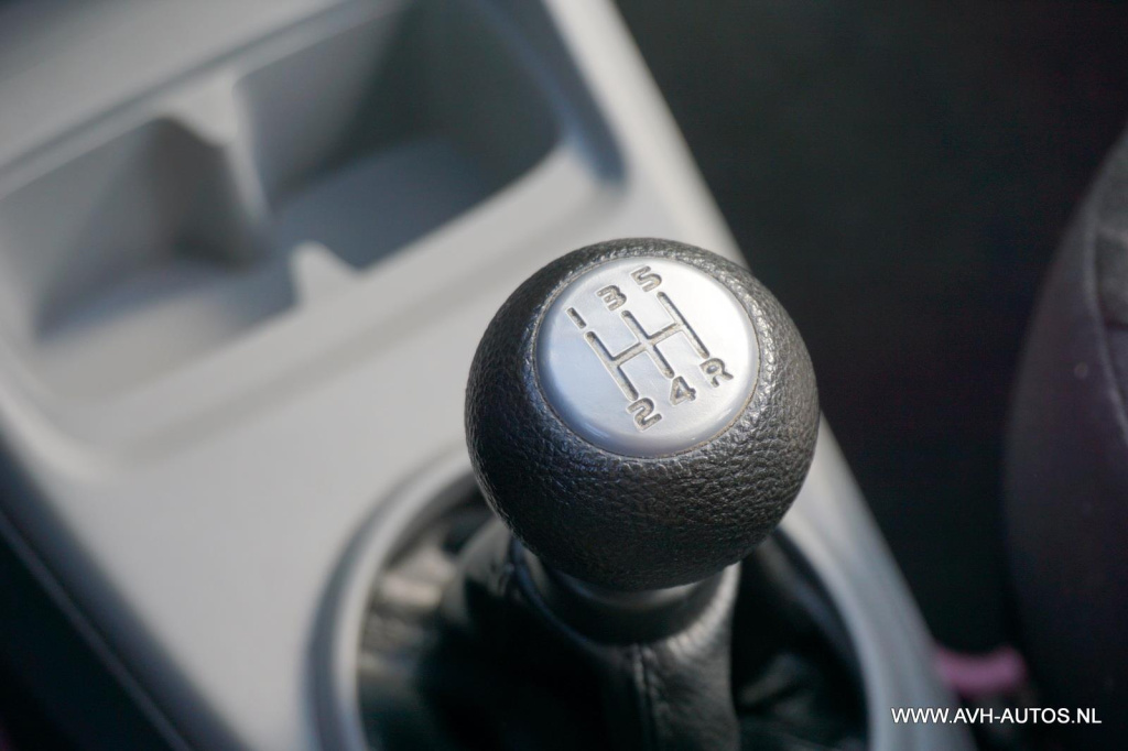 Nissan Pixo
