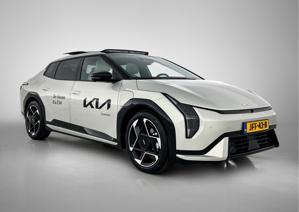 Kia Ev4