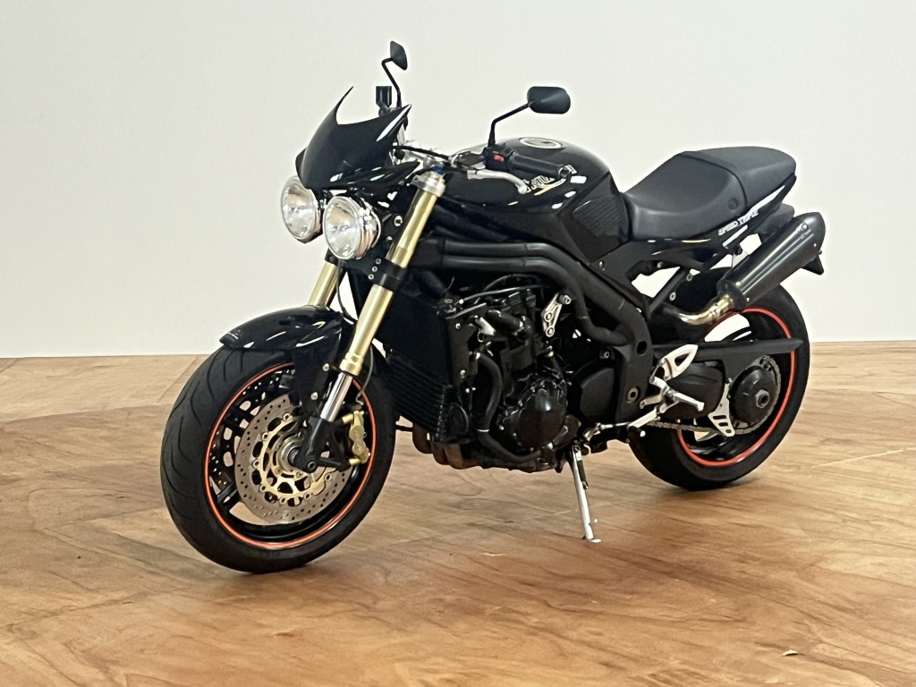 Triumph Speed Triple