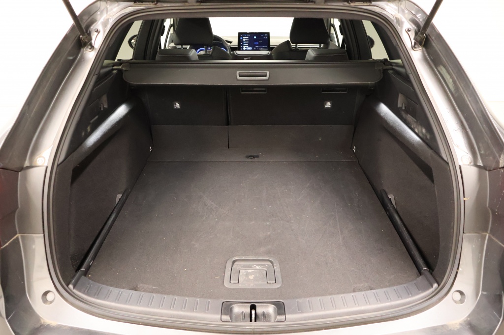 Toyota Corolla Touring Sports