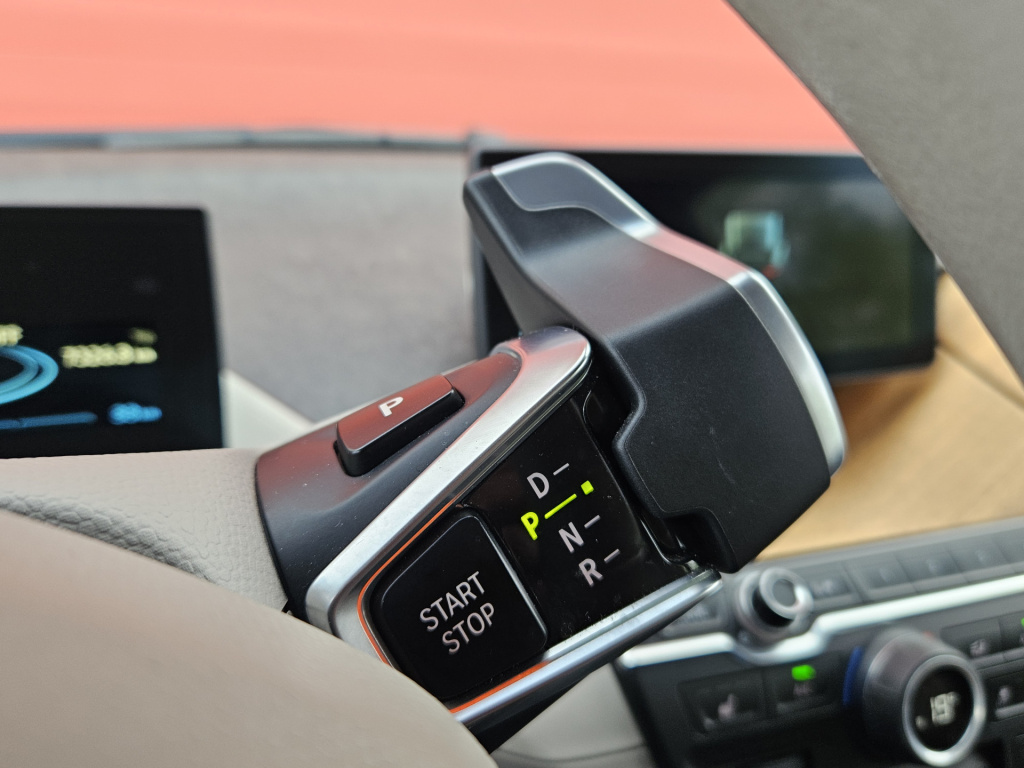BMW I3
