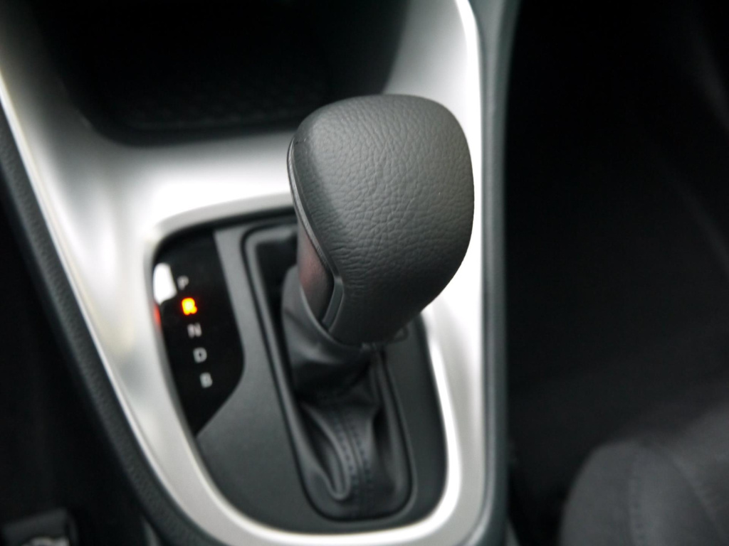 Mazda 2 Hybrid
