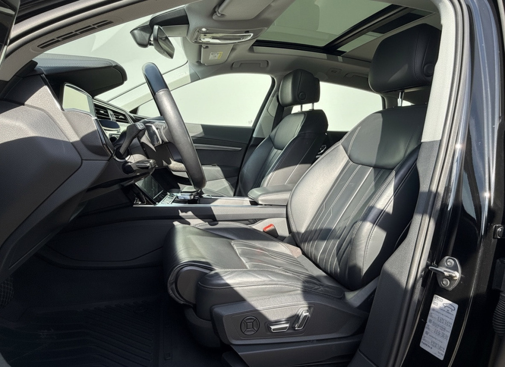 Audi E-tron