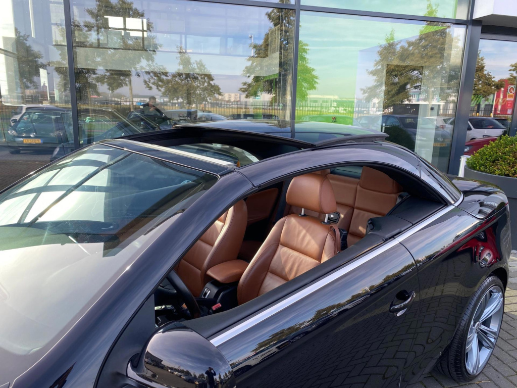 Volkswagen Eos