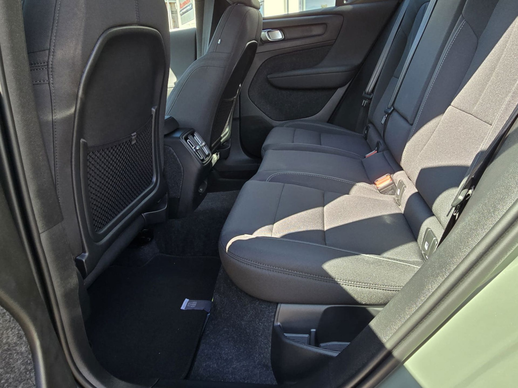 Volvo Ex40