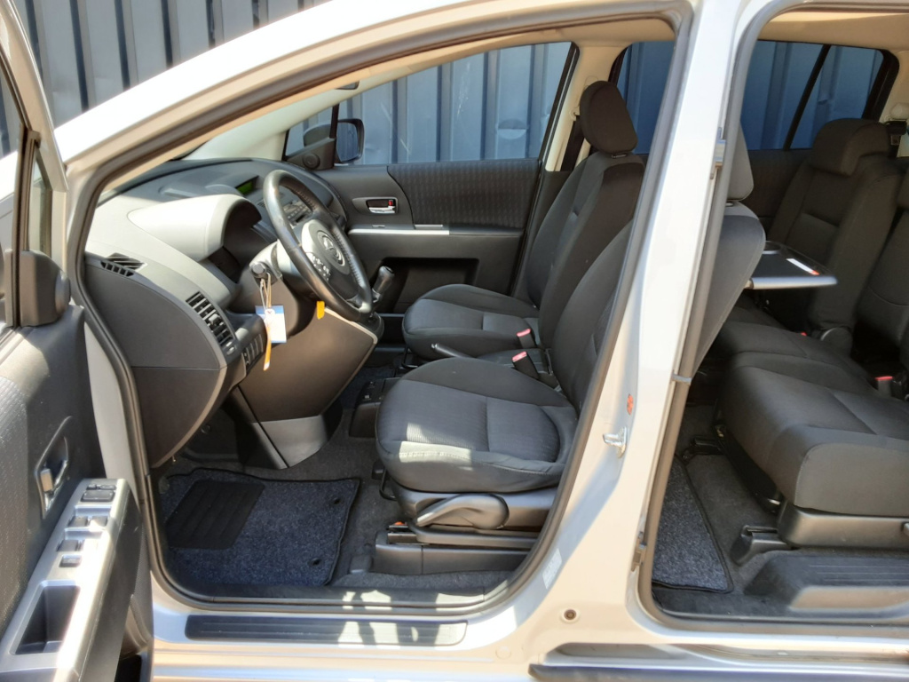 Mazda 5