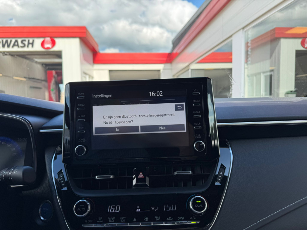 Toyota Corolla Touring Sports