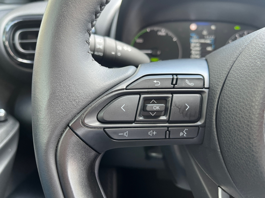 Mazda 2 Hybrid