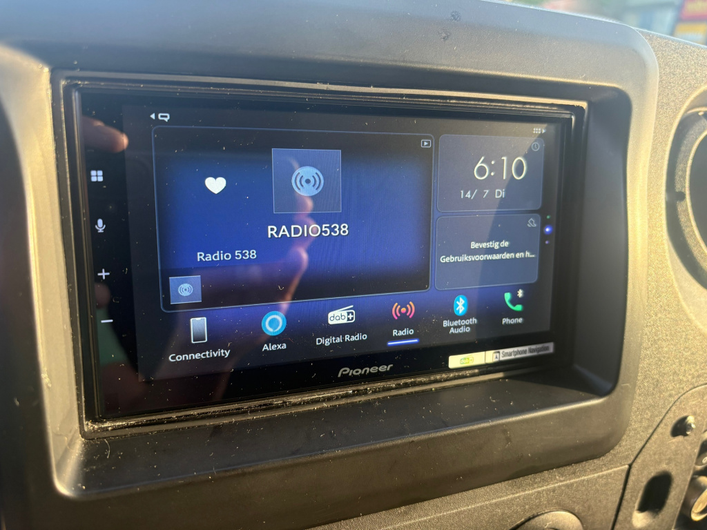 Nissan Nv400