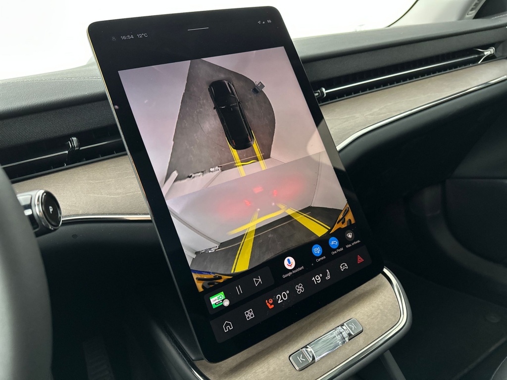 Volvo Es90