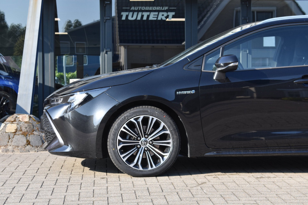 Toyota Corolla Touring Sports