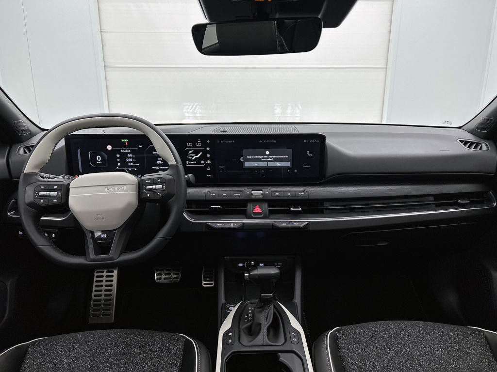 Kia K4