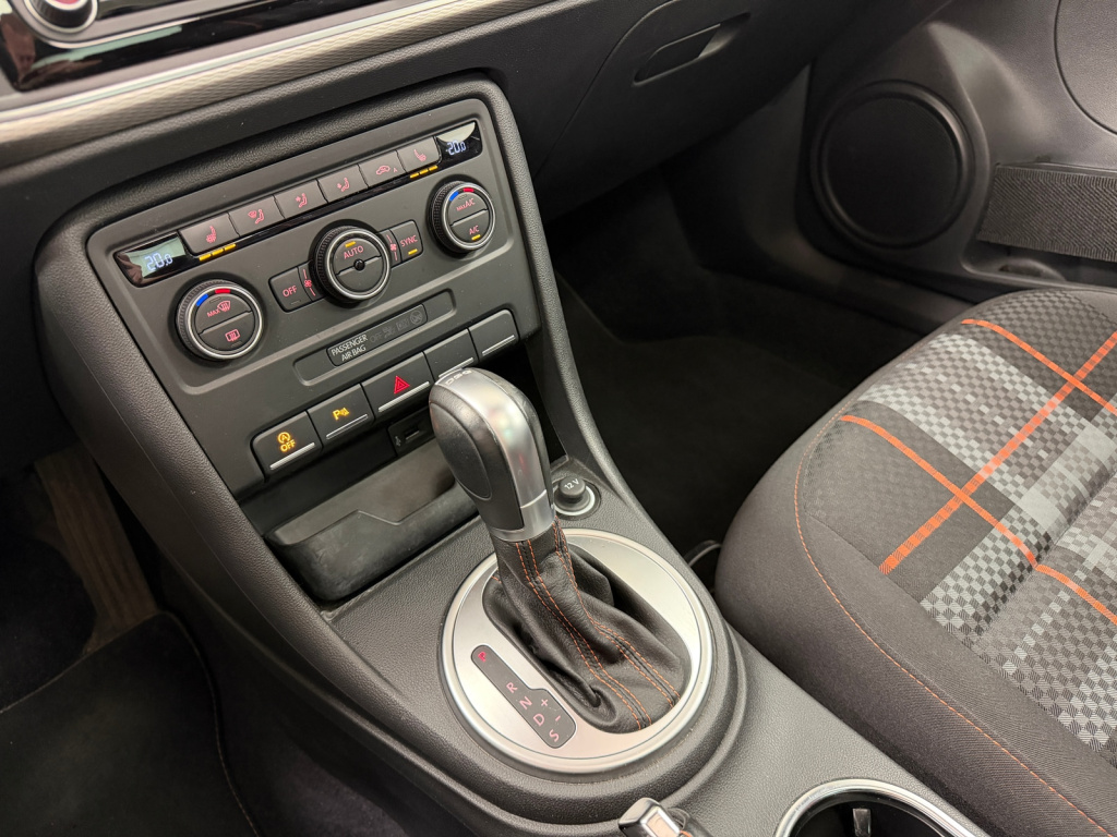 Volkswagen New Beetle