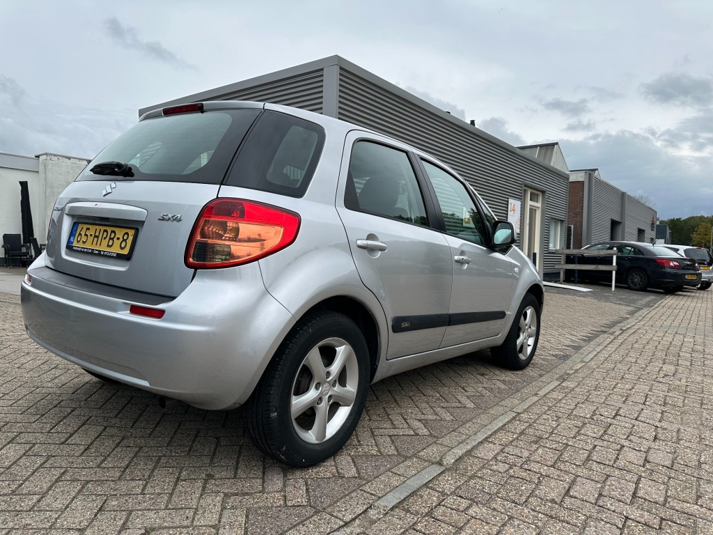 Suzuki Sx4