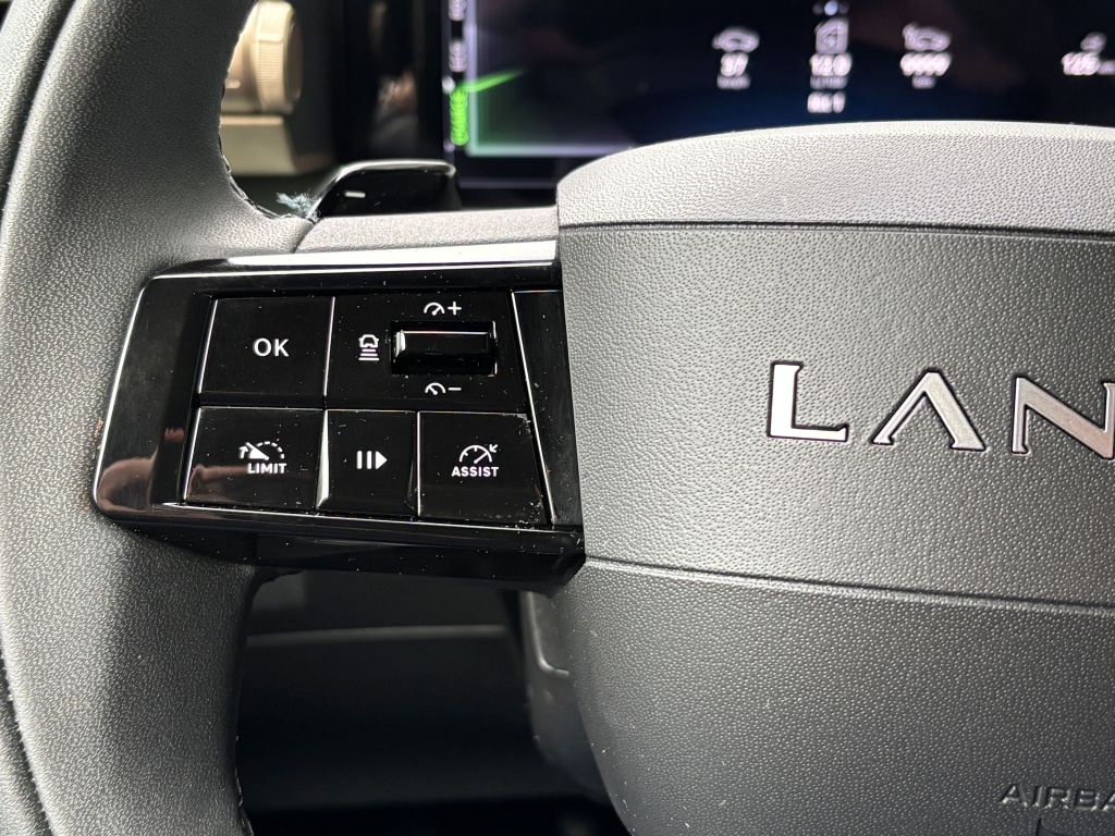Lancia Y(psilon)