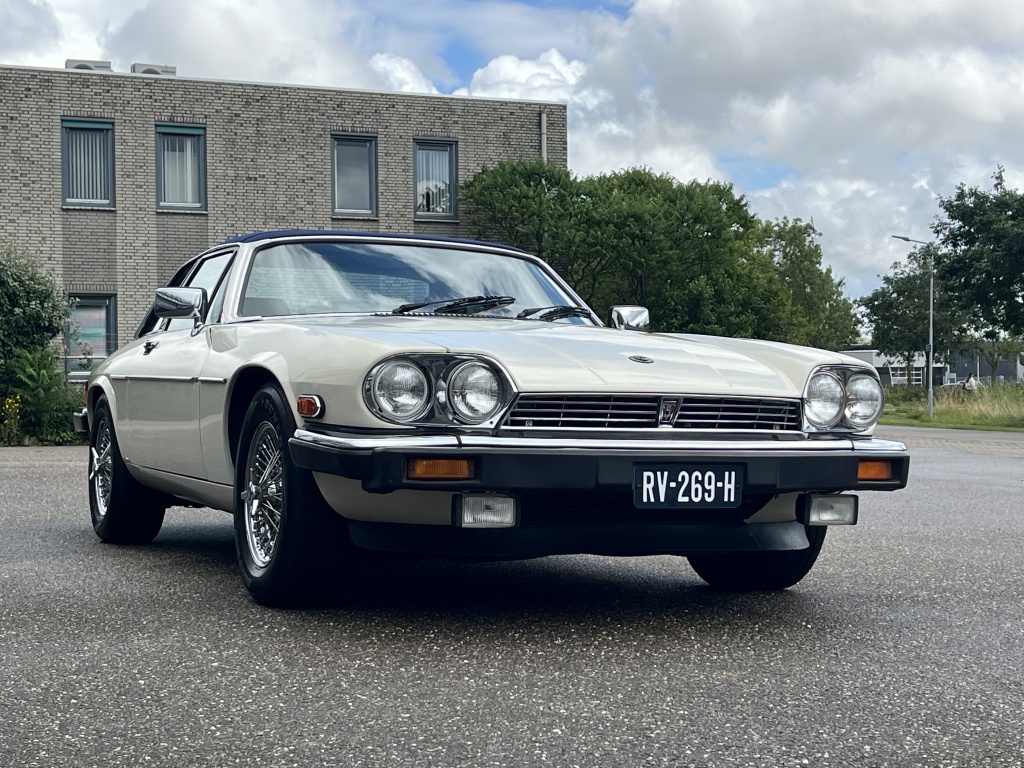 Jaguar Xj