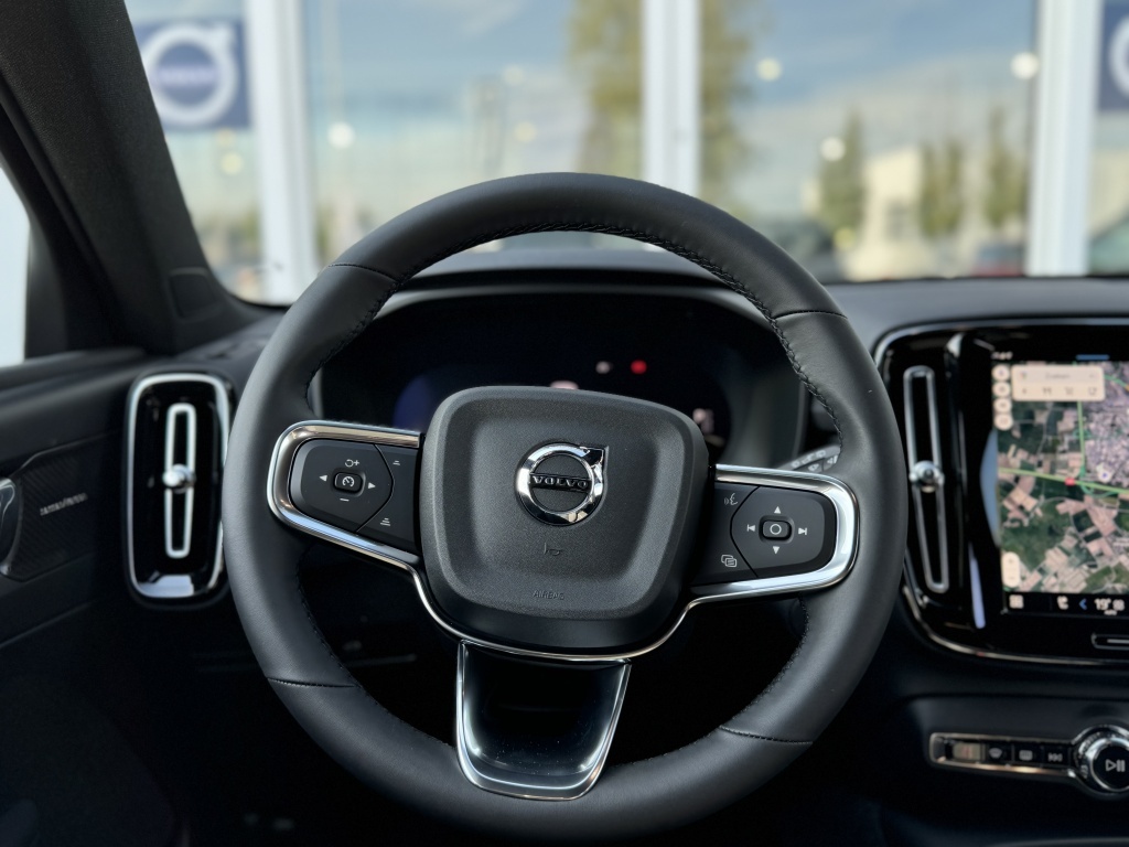Volvo Ex40