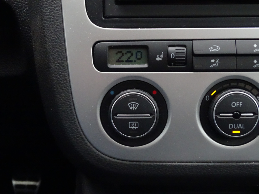 Volkswagen Eos