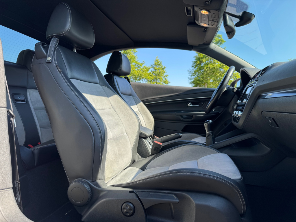 Volkswagen Eos
