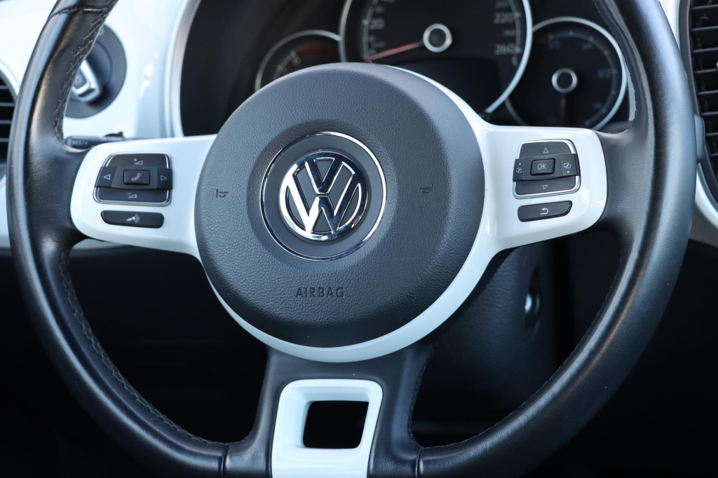 Volkswagen New Beetle