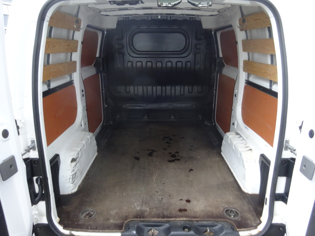 Nissan Nv200